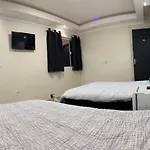 Casa De Hospedes 103